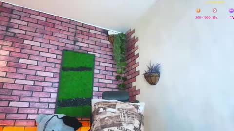 Snapshot of eva_starxxxxx chatting on February 19, 1:18 am Eva online show from February 19, 1:18 am