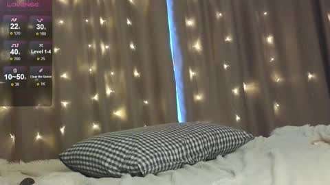 Hello Im Eva online show from December 18, 10:30 am