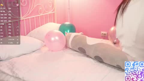 eva_vibe online show from November 15, 5:49 am