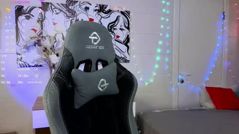 Snapshot of eva_vils chatting on January 22, 11:01 am eva_vils online show from January 22, 11:01 am