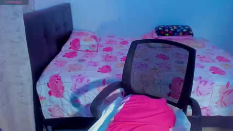 Snapshot of eva_xox chatting on October 25, 4:09 am Eva online show from October 25, 4:09 am
