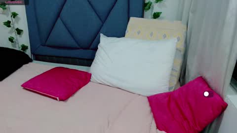 Eva   online show from February 17, 1:15 am