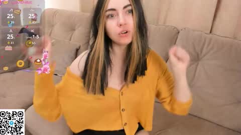 Snapshot of evablimey chatting on November 2, 6:38 am Eva online show from November 2, 6:38 am