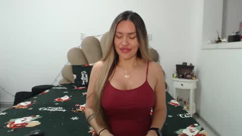 Snapshot of evabomb chatting on January 8, 11:19 pm EvaBomb online show from January 8, 11:19 pm