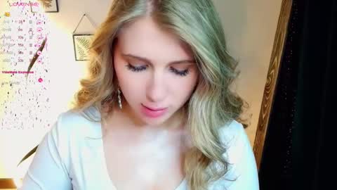 Snapshot of evacadooo chatting on January 29, 12:13 pm Eva online show from January 29, 12:13 pm