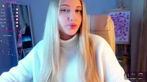 Snapshot of evacadooo chatting on February 28, 2:42 am Eva online show from February 28, 2:42 am