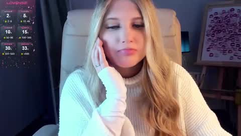 Snapshot of evacadooo chatting on March 11, 2:10 am Eva online show from March 11, 2:10 am