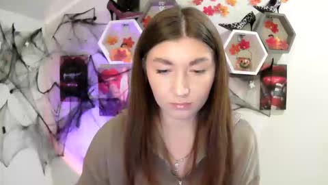 Snapshot of evachaturbatte chatting on October 16, 9:21 am Evachaturbatte online show from October 16, 9:21 am