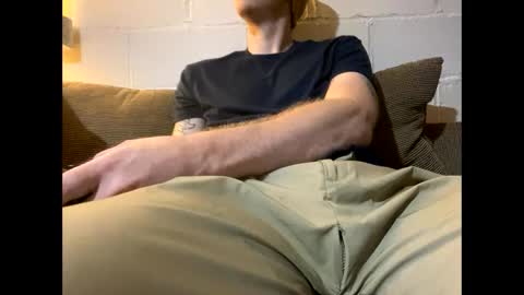 Snapshot of evageniex chatting on September 18, 2:30 pm evageniex online show from September 18, 2:30 pm