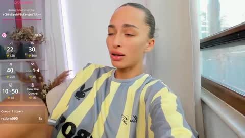 Eva K online show from April 13, 6:41 am