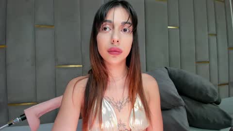 EVA online show from November 24, 3:23 pm