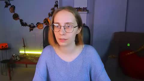 evalora online show from October 26, 6:52 am