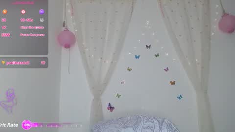 Snapshot of evaluna_horny_ chatting on October 29, 9:27 pm evaluna horny online show from October 29, 9:27 pm