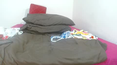 Eva Mills online show from January 10, 9:30 pm