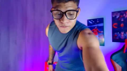 EVAN GREY online show from September 17, 2:35 am