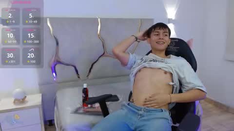 evan_tay online show from January 16, 3:10 am