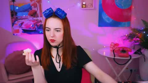 Snapshot of evanellson chatting on December 27, 8:24 am Eva online show from December 27, 8:24 am