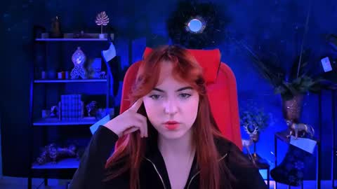 Snapshot of evanellson chatting on January 6, 8:14 am Eva online show from January 6, 8:14 am