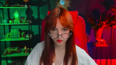 Snapshot of evanellson chatting on January 28, 3:35 pm Eva online show from January 28, 3:35 pm