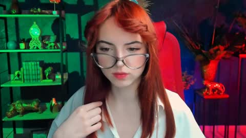 Snapshot of evanellson chatting on January 29, 8:29 am Eva online show from January 29, 8:29 am