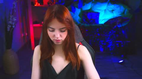 Snapshot of evanellson chatting on January 31, 8:22 am Eva online show from January 31, 8:22 am