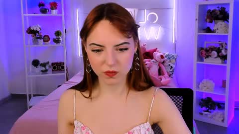 Snapshot of evanellson chatting on February 8, 8:52 am Eva online show from February 8, 8:52 am