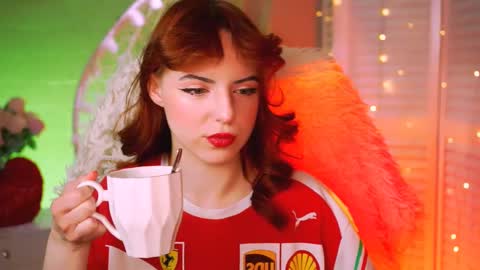 Snapshot of evanellson chatting on February 16, 4:10 pm Eva online show from February 16, 4:10 pm