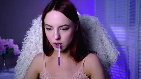 Snapshot of evanellson chatting on October 15, 12:05 pm Eva online show from October 15, 12:05 pm