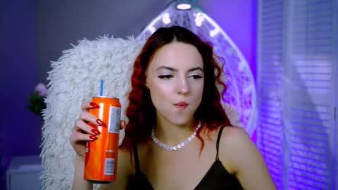 Snapshot of evanellson chatting on November 26, 12:50 pm Eva online show from November 26, 12:50 pm