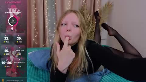 Snapshot of evangel1ne chatting on October 11, 9:46 pm evangel1ne online show from October 11, 9:46 pm