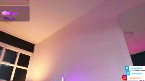 Snapshot of evangelyne1 chatting on January 19, 9:34 pm Evangelyne online show from January 19, 9:34 pm