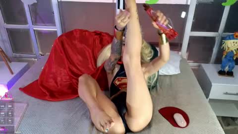 Snapshot of evangelyne1 chatting on October 16, 4:08 pm Evangelyne online show from October 16, 4:08 pm