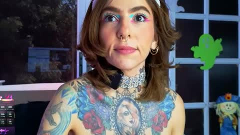 Snapshot of evangelyne1 chatting on October 19, 3:34 pm Evangelyne online show from October 19, 3:34 pm