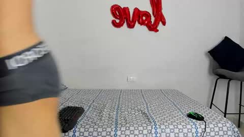 Snapshot of evans_collins24 chatting on October 10, 4:55 am Evans collins24 online show from October 10, 4:55 am