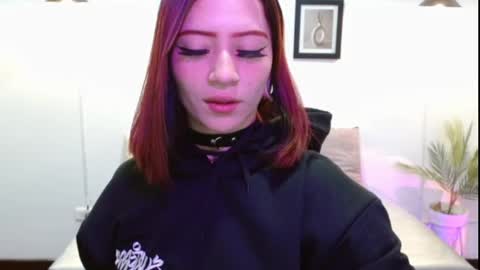 Snapshot of evanss_lx chatting on December 14, 1:27 pm Evanssa lx online show from December 14, 1:27 pm