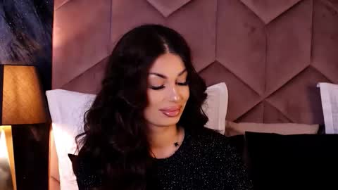 Snapshot of evarhea chatting on October 8, 2:53 am EvaRhea online show from October 8, 2:53 am