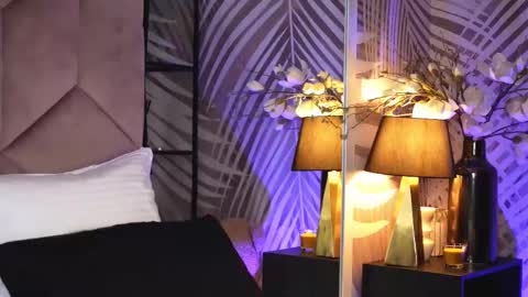 Snapshot of evarhea chatting on November 20, 4:01 am EvaRhea online show from November 20, 4:01 am