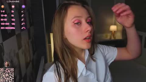 Snapshot of evas_soul chatting on November 7, 7:25 pm Eva online show from November 7, 7:25 pm