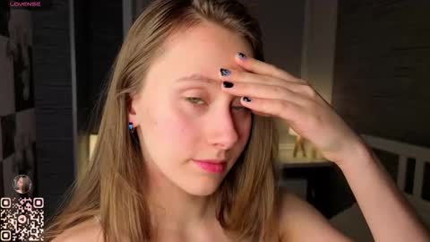 Snapshot of evas_soul chatting on December 3, 7:23 pm Eva online show from December 3, 7:23 pm