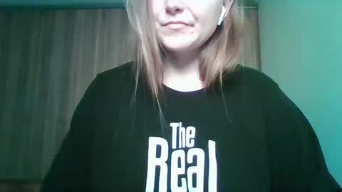 evasapples2026 online show from February 25, 7:12 pm