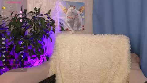 Snapshot of evashiny_ chatting on October 19, 2:12 am Eve online show from October 19, 2:12 am
