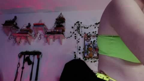 Eve Blue  friends. IG eve blue77 TW EveBlue 1 OF eveblue7 online show from May 24, 11:43 pm