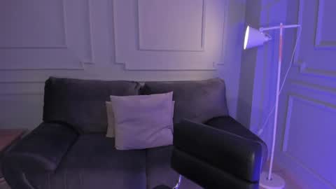 Snapshot of evebenson chatting on February 5, 11:55 am Eve online show from February 5, 11:55 am