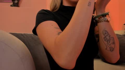 Snapshot of evebenson chatting on February 27, 1:07 pm Eve online show from February 27, 1:07 pm