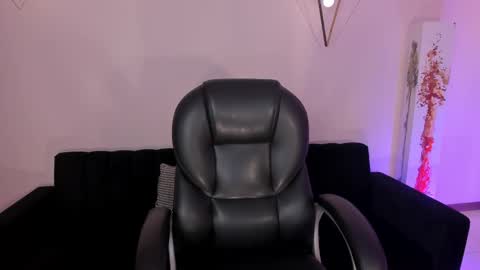 Snapshot of evebenson chatting on September 16, 2:07 pm Eve online show from September 16, 2:07 pm