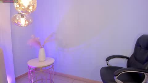 Snapshot of evebenson chatting on October 26, 5:52 pm Eve online show from October 26, 5:52 pm