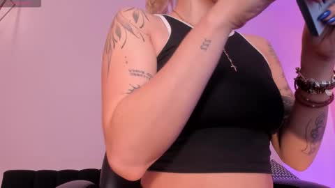 Snapshot of evebenson chatting on October 27, 12:31 pm Eve online show from October 27, 12:31 pm