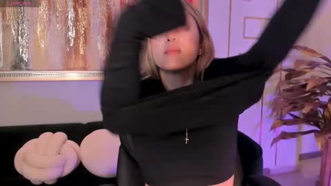 Snapshot of evebenson chatting on November 5, 12:16 pm Eve online show from November 5, 12:16 pm