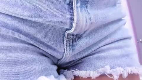 evelin__thompsson online show from May 31, 3:15 am