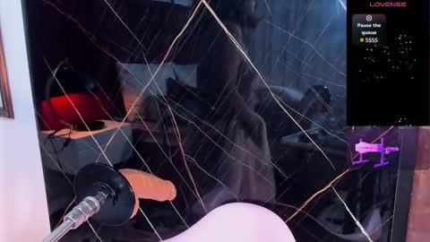 Snapshot of evelin_belen chatting on September 17, 12:29 pm EVELIN online show from September 17, 12:29 pm